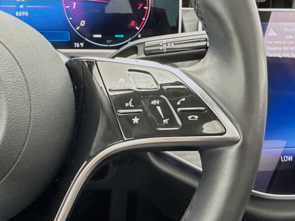 Thumbnail: 2025 Mercedes-Benz E-Class - 12