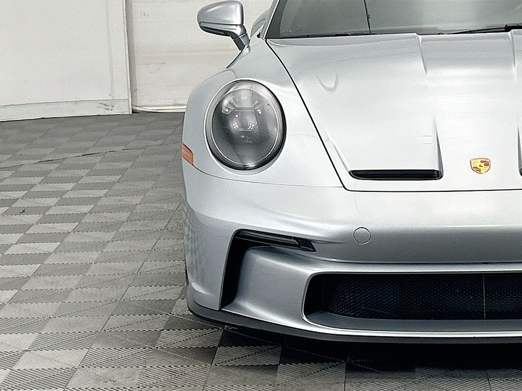 Thumbnail: 2022 Porsche 911 - 12