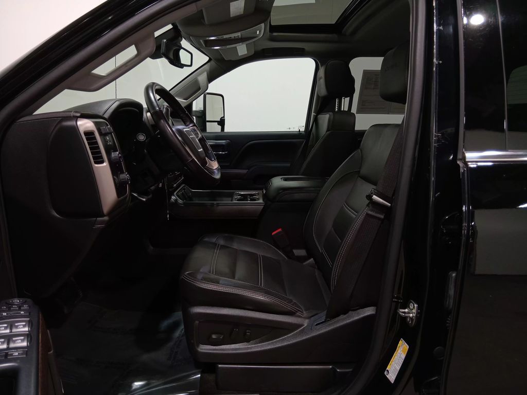 2018 GMC Sierra 2500HD Denali