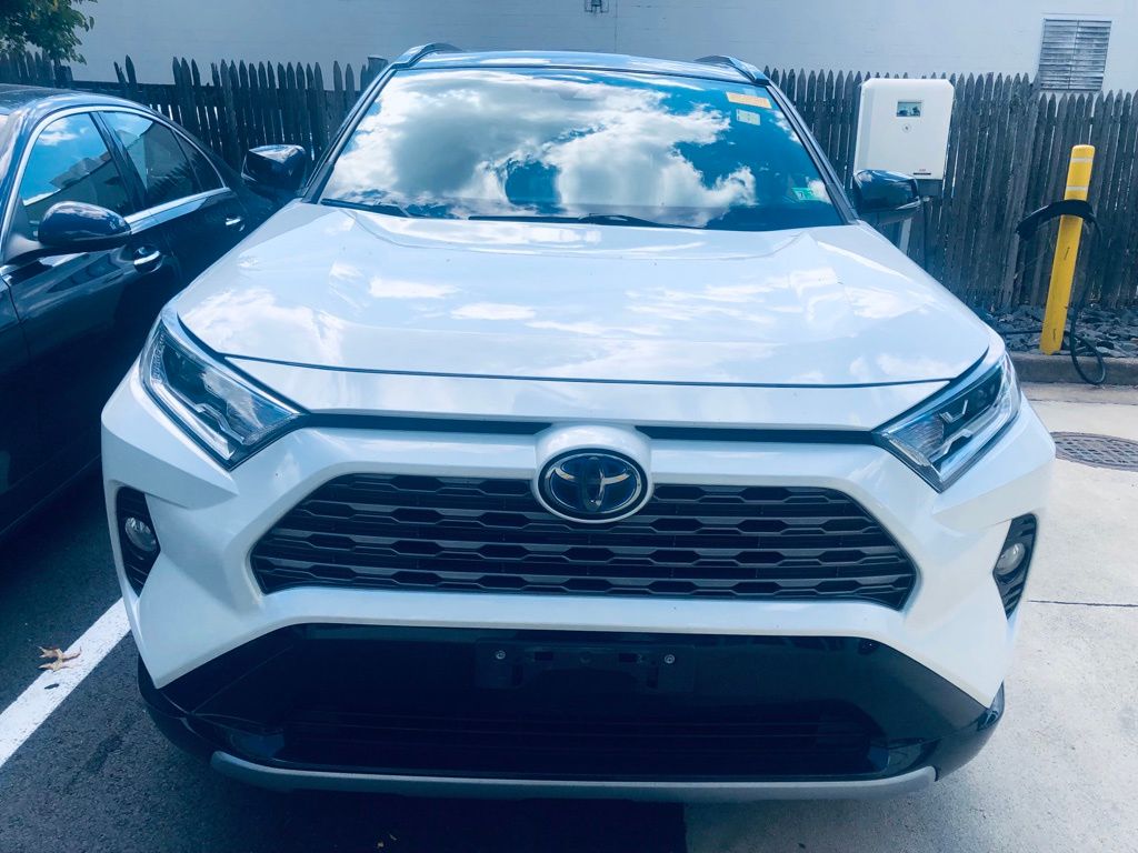 Thumbnail: 2019 Toyota RAV4 - 2