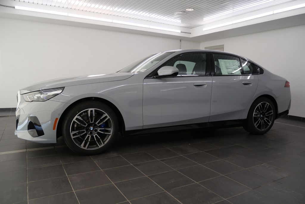 2024 BMW 5 Series 530i 2