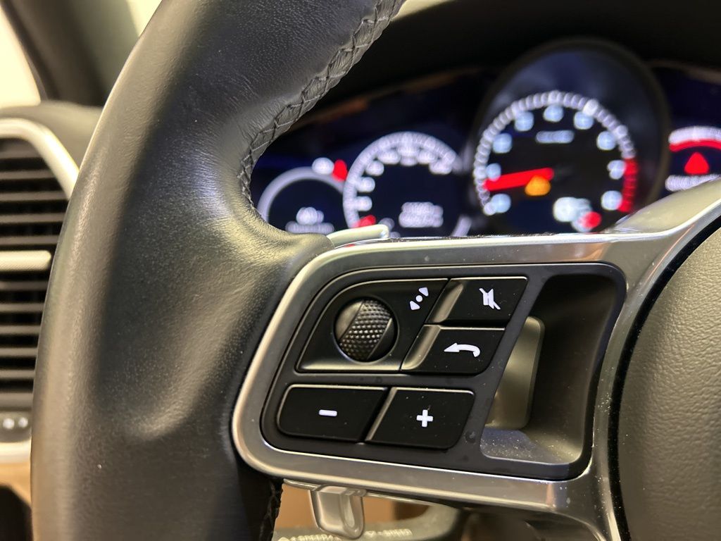 Thumbnail: 2023 Porsche  - 15