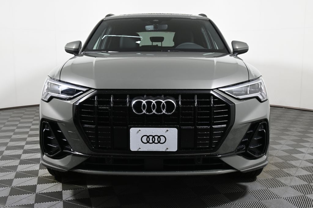Thumbnail: 2025 Audi Q3 - 9