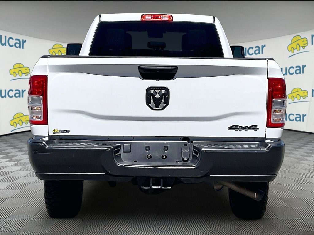 2023 Ram 3500 — photo 5