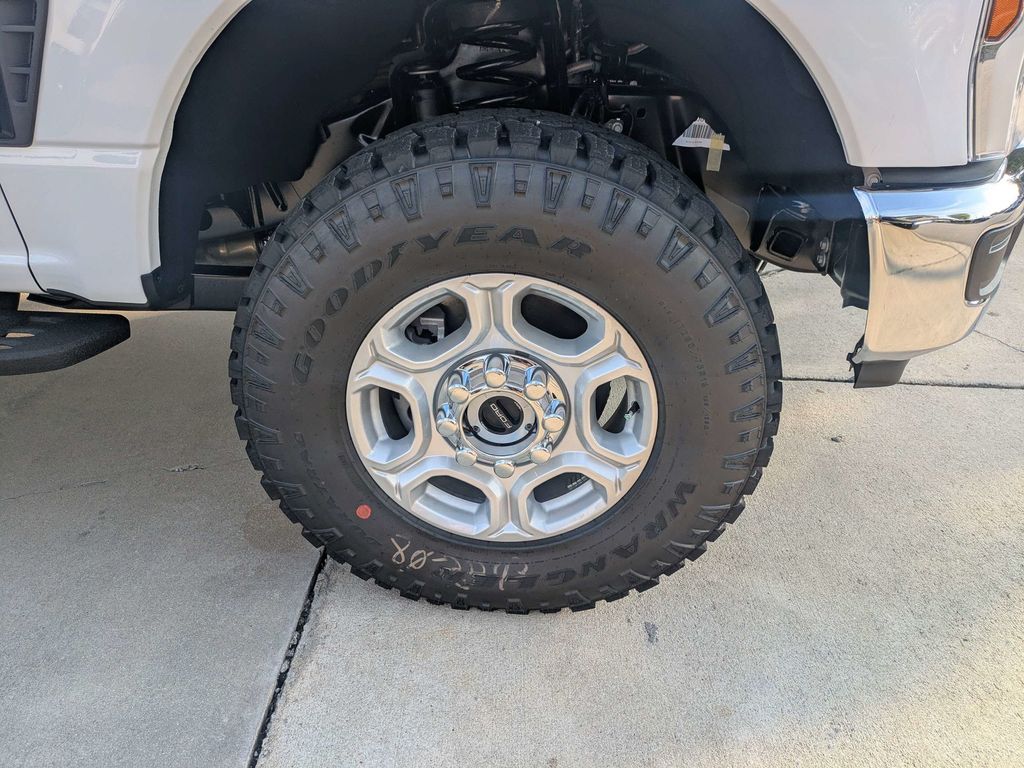 2027 Ford F-250 Super Duty XL