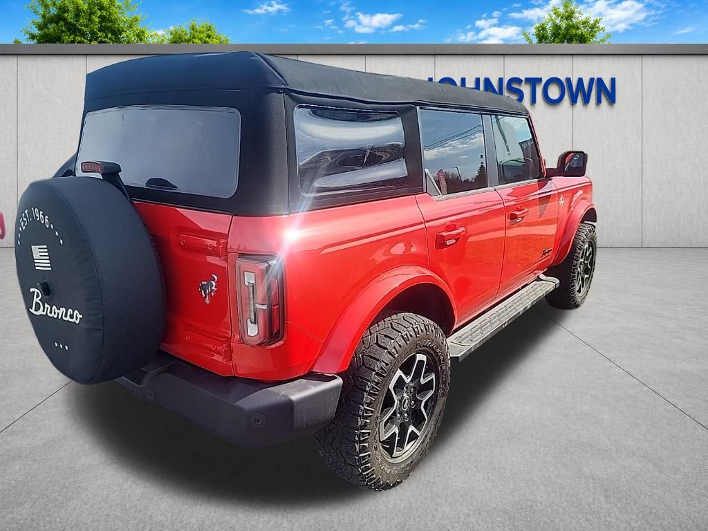 2023 Ford Bronco Outer Banks - 3