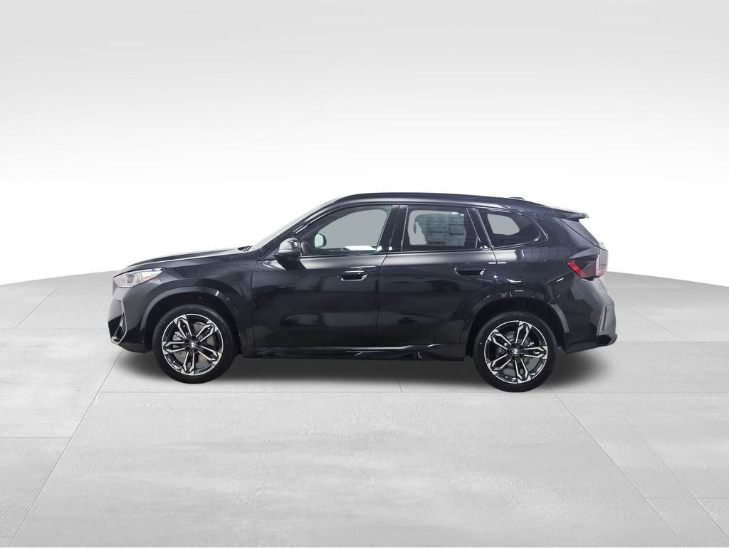 Thumbnail: 2026 BMW X1 - 2