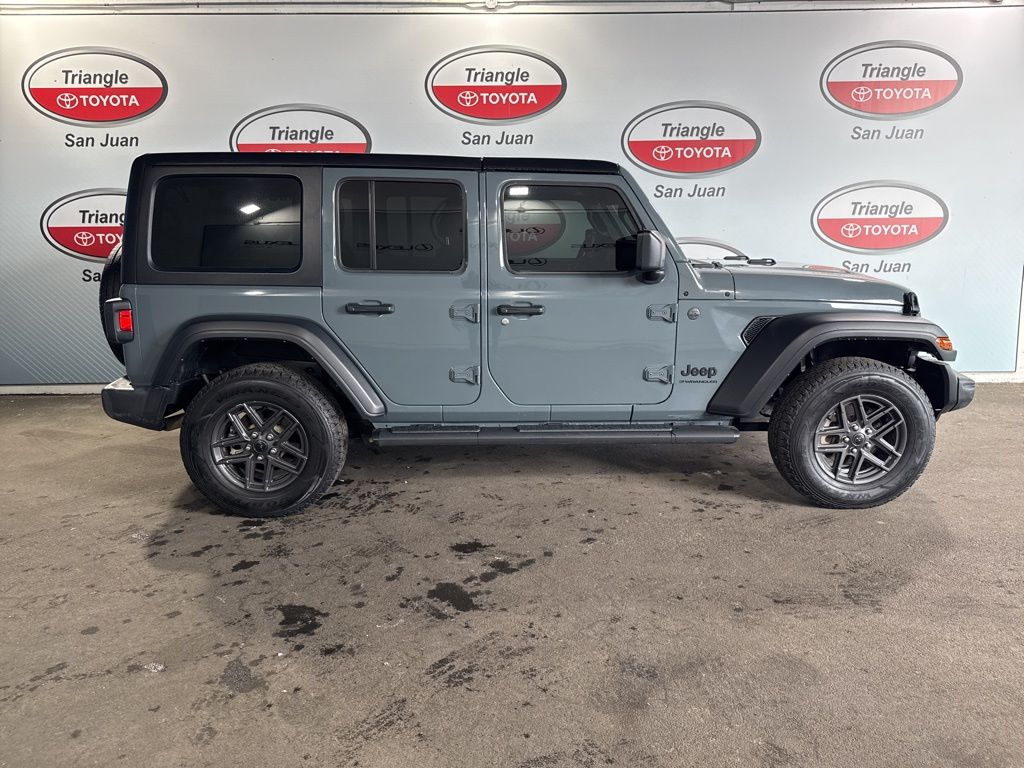 Thumbnail: 2024 Jeep Wrangler - 6