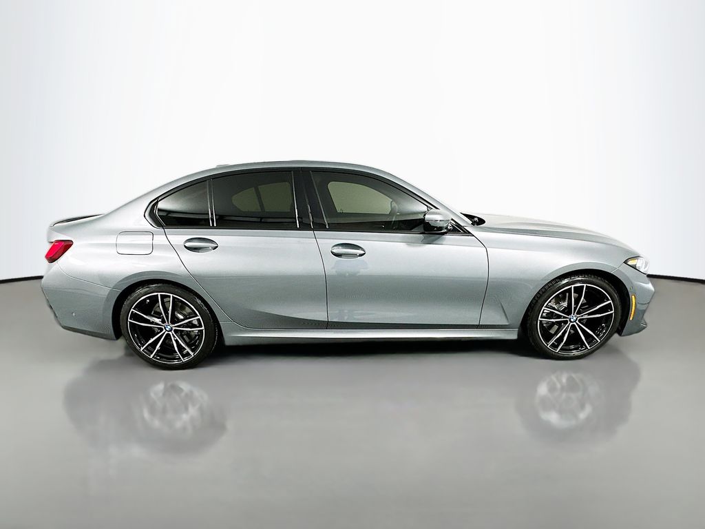 Thumbnail: 2023 BMW 3 Series - 4