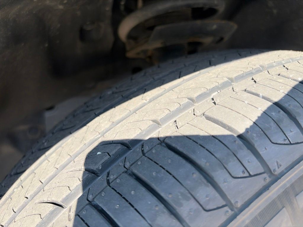 2019 Jeep Cherokee Latitude Plus Gray at Auto Express Mitsubishi