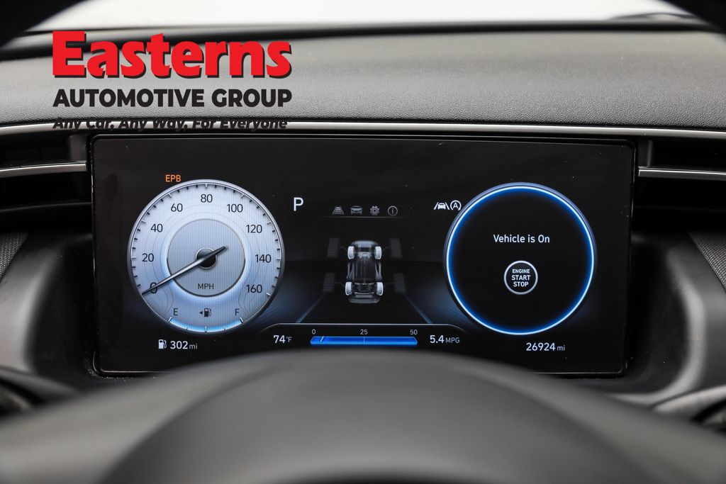 Used 2022 Black Hyundai SEL image 18