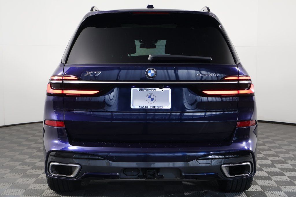 Thumbnail: 2023 BMW X7 - 5