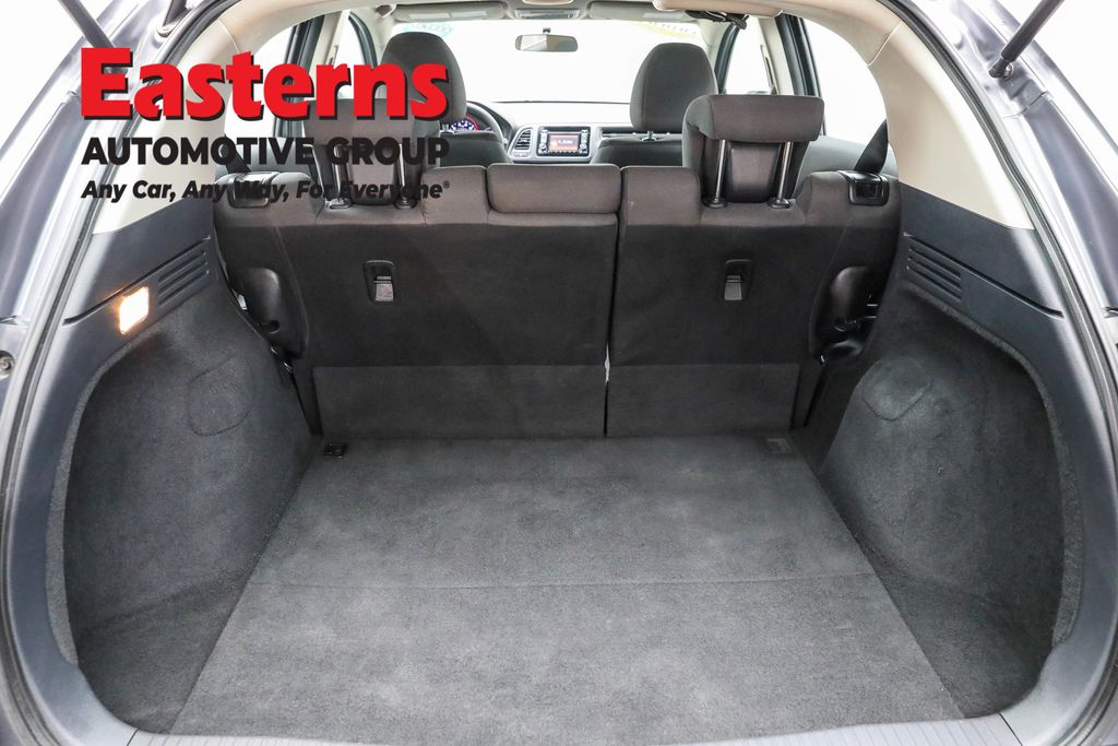 Used 2022 Gray Honda LX image 9