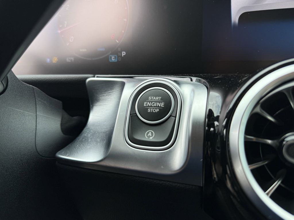 2025 Mercedes-Benz GLB GLB 250  at Ultimate Motorsports