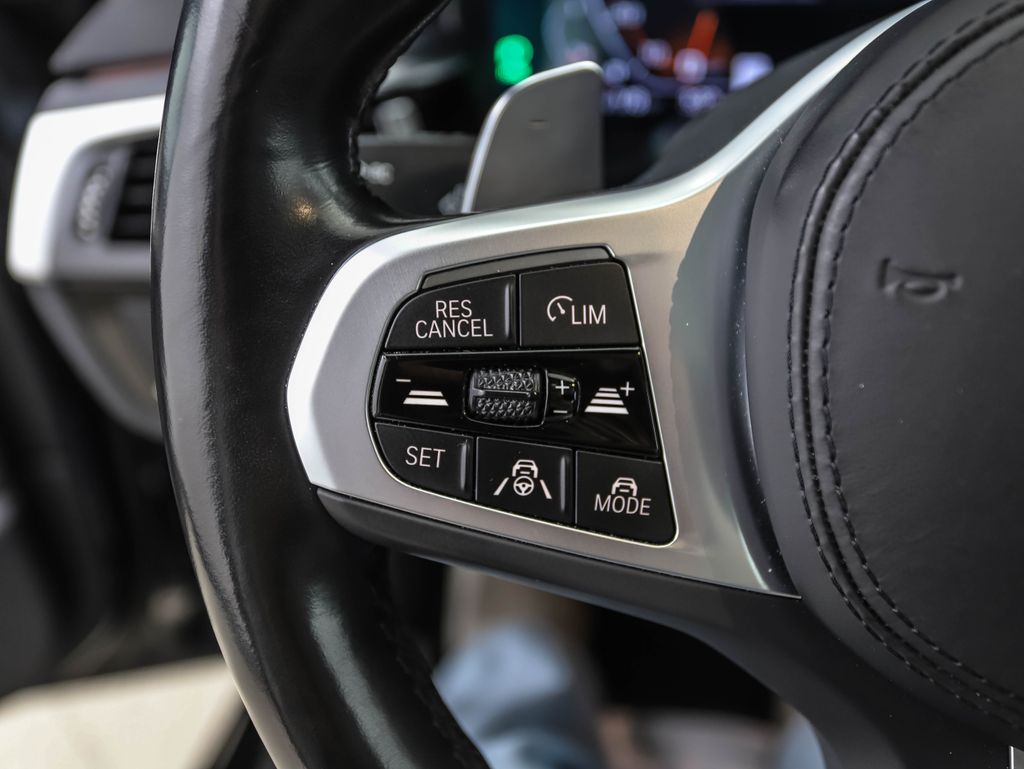 Thumbnail: 2023 BMW 5 Series - 12