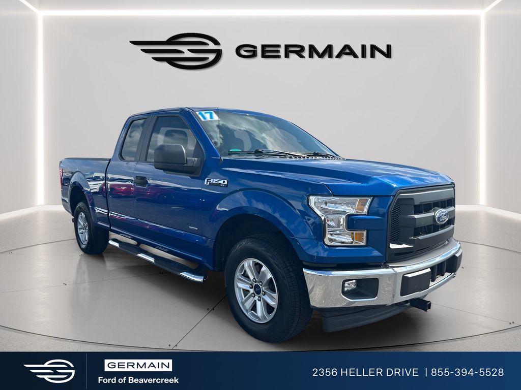 Used 2017 Blue Ford XL image 2