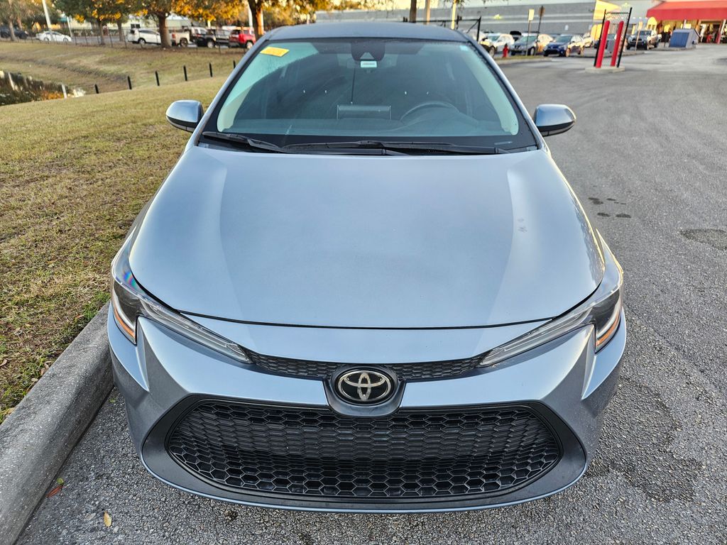 2021 Toyota Corolla LE 8