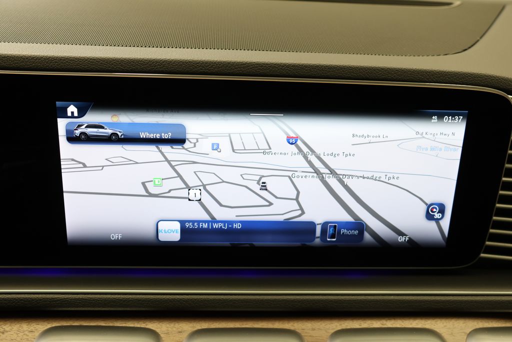 Thumbnail: 2026 Mercedes-Benz GLE - 26