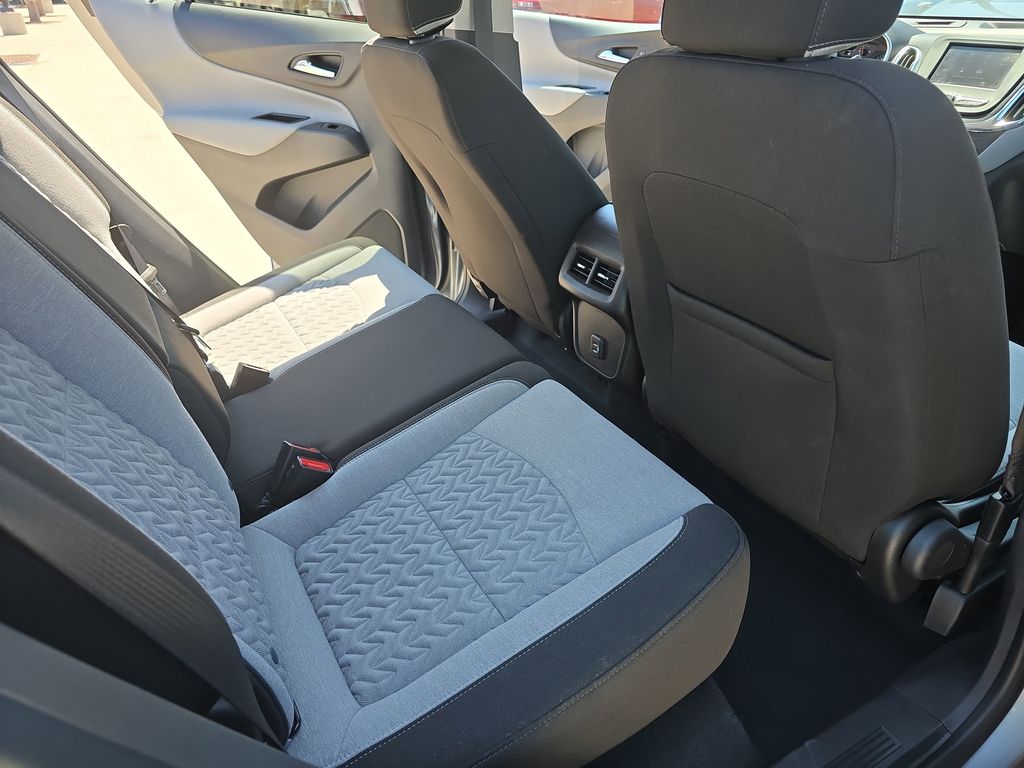 2023 Chevrolet Equinox LS photo 8