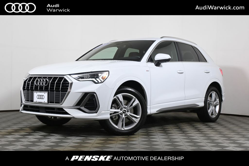 Thumbnail: 2022 Audi Q3 - 1