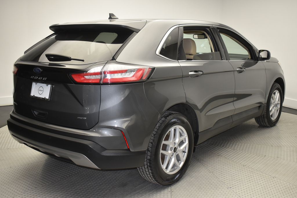Thumbnail: 2023 Ford Edge - 5