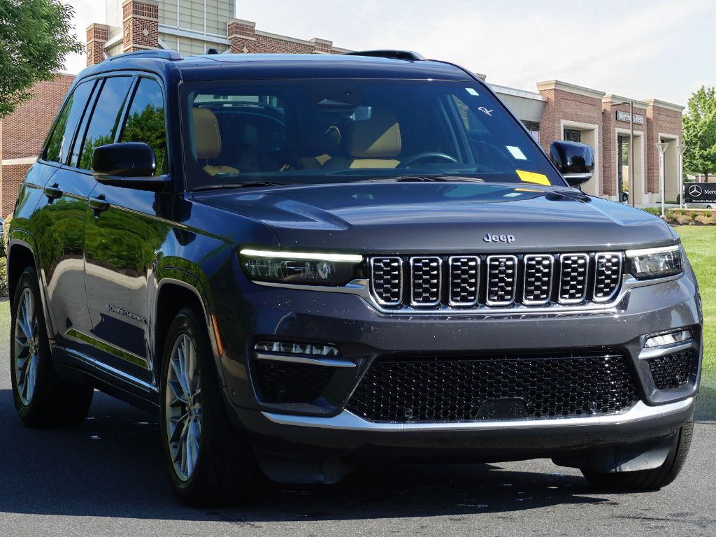 Thumbnail: 2022 Jeep Grand Cherokee - 3