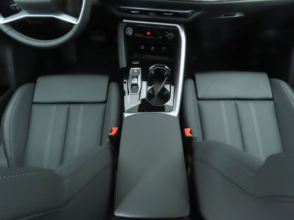 Thumbnail: 2025 Audi Q5 - 18