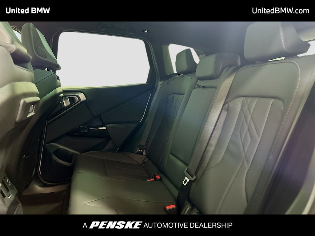 Thumbnail: 2026 BMW X3 - 13