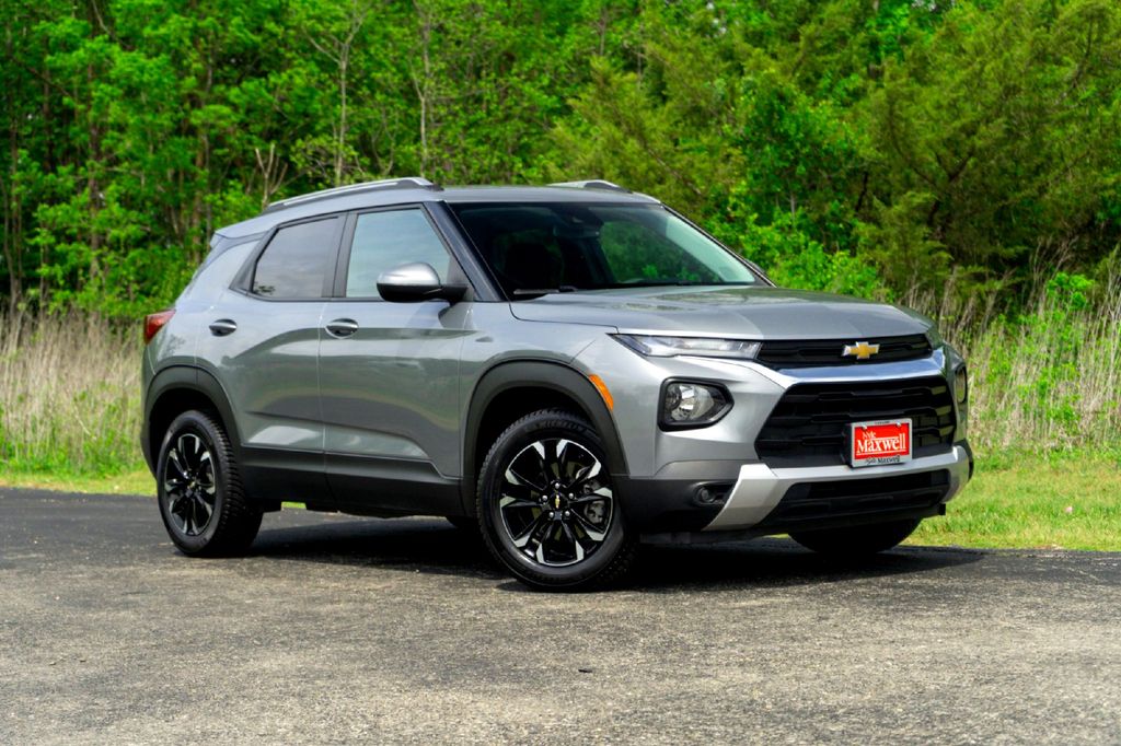 Sterling Gray Metallic 2023 Chevrolet Trailblazer LT AWD SUV / Crossover Four-Wheel Drive 9-Speed Automatic