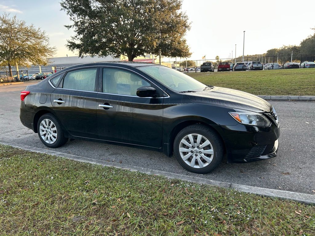 Thumbnail: 2018 Nissan Sentra - 7