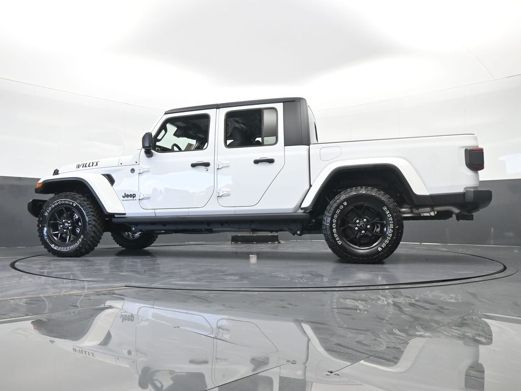 Used 2024 Bright White Clearcoat Jeep Willys image 61