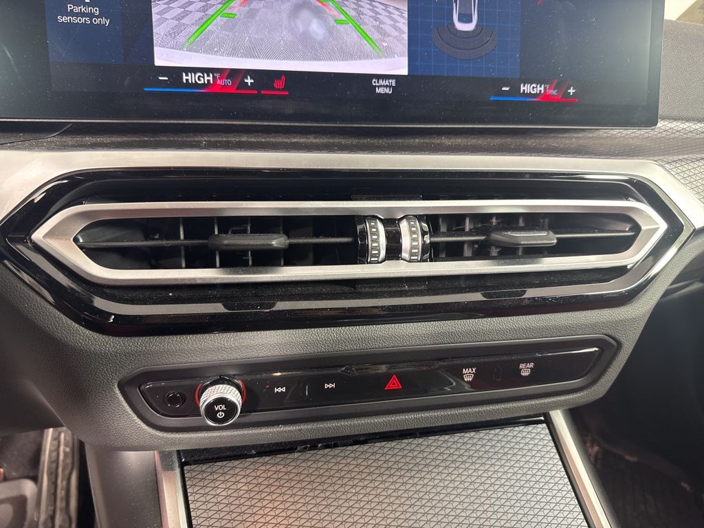 Thumbnail: 2024 BMW M4 - 20