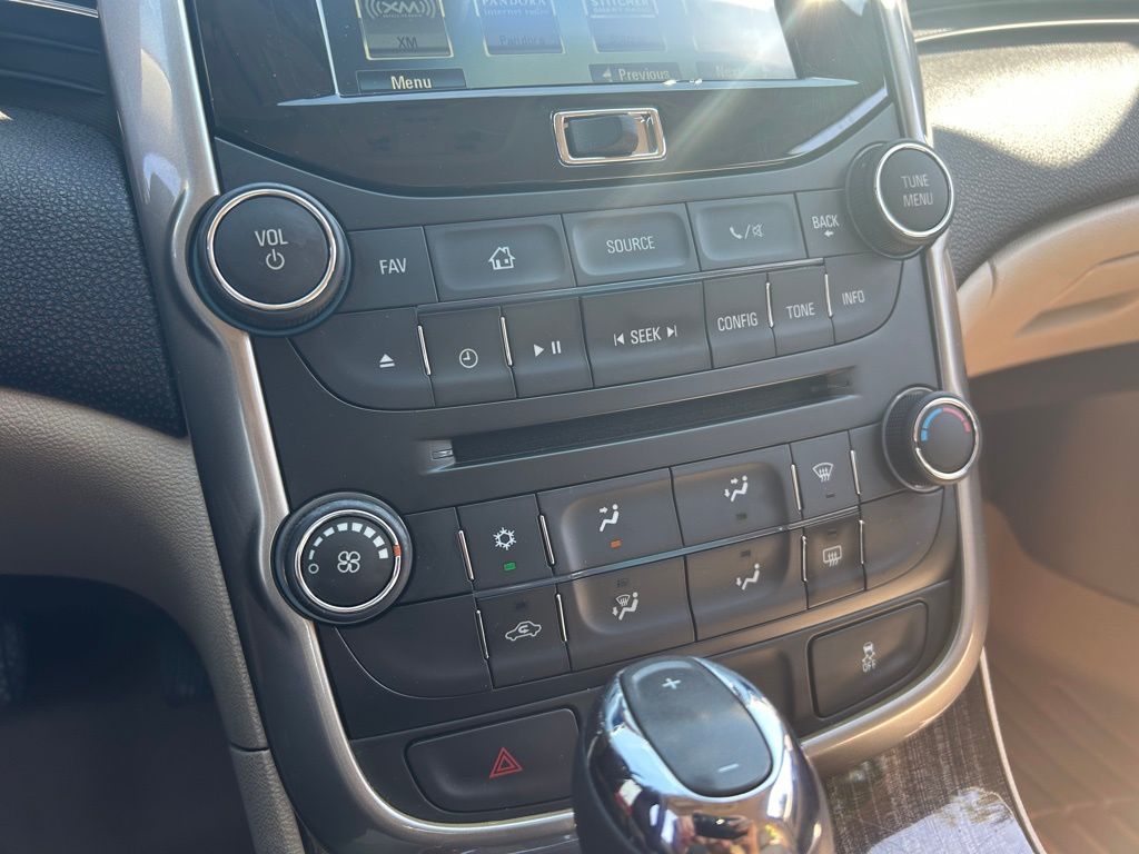 Thumbnail: 2014 Chevrolet Malibu - 31