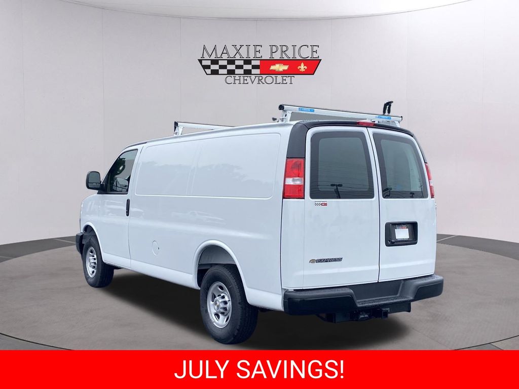New 2026 Chevrolet Express 2500 Van