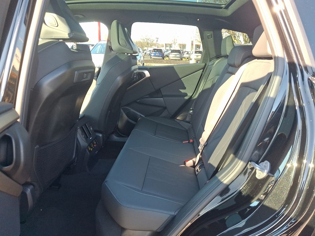 Thumbnail: 2025 BMW X3 - 10