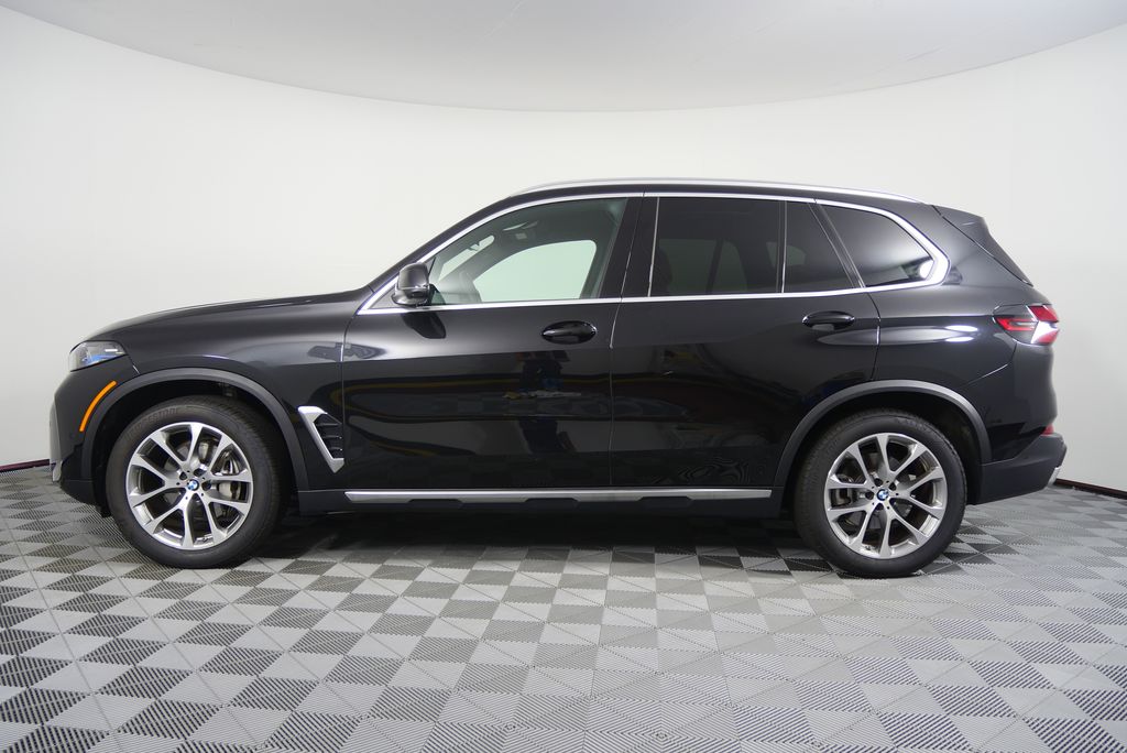 Thumbnail: 2024 BMW X5 - 6