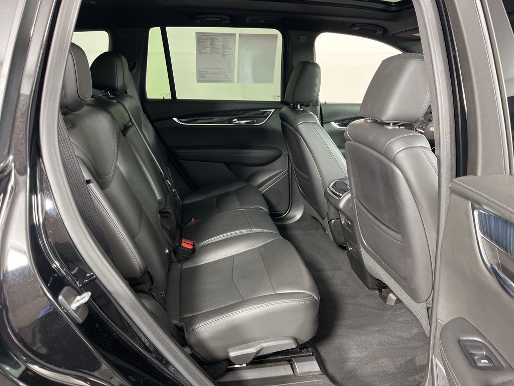 Thumbnail: 2020 Cadillac XT6 - 8