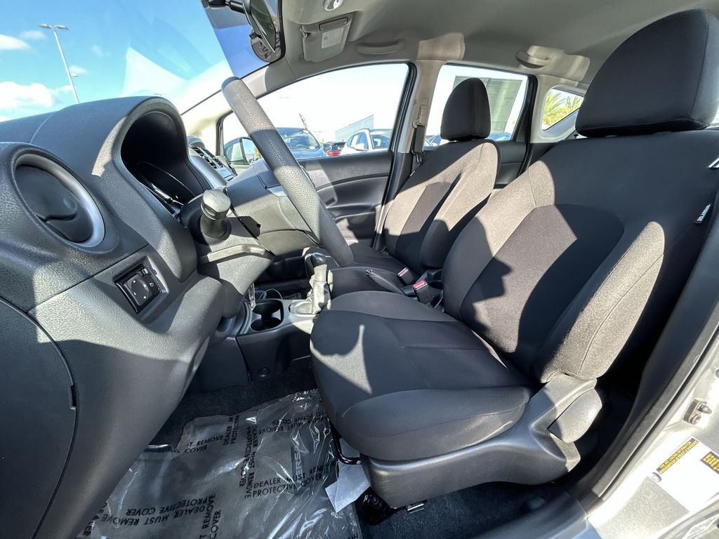 Thumbnail: 2015 Nissan Versa Note - 27