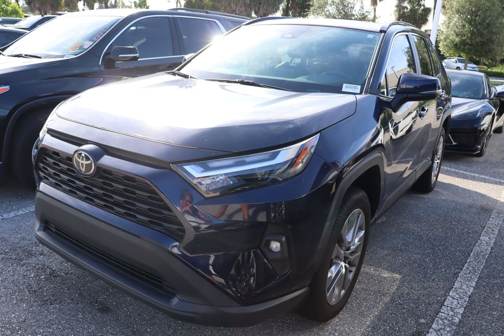 Thumbnail: 2022 Toyota RAV4 - 2