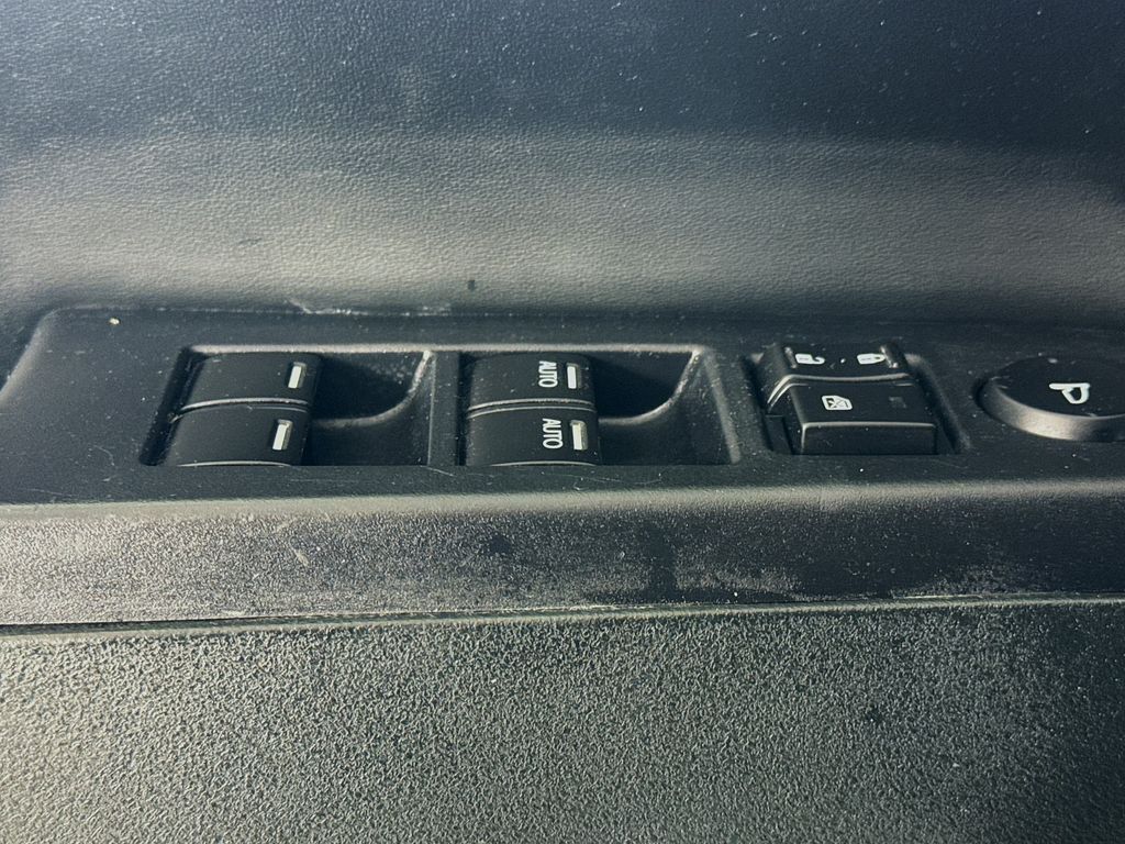 Used Car 2011 Honda Pilot  Ex-l For Sale Under $10,000 In Austin, Texas