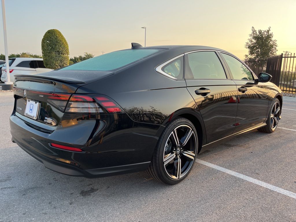 Thumbnail: 2025 Honda Accord - 3