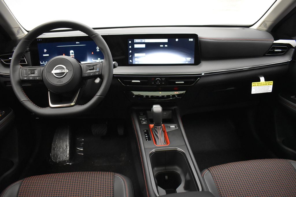 Thumbnail: 2025 Nissan Kicks - 27