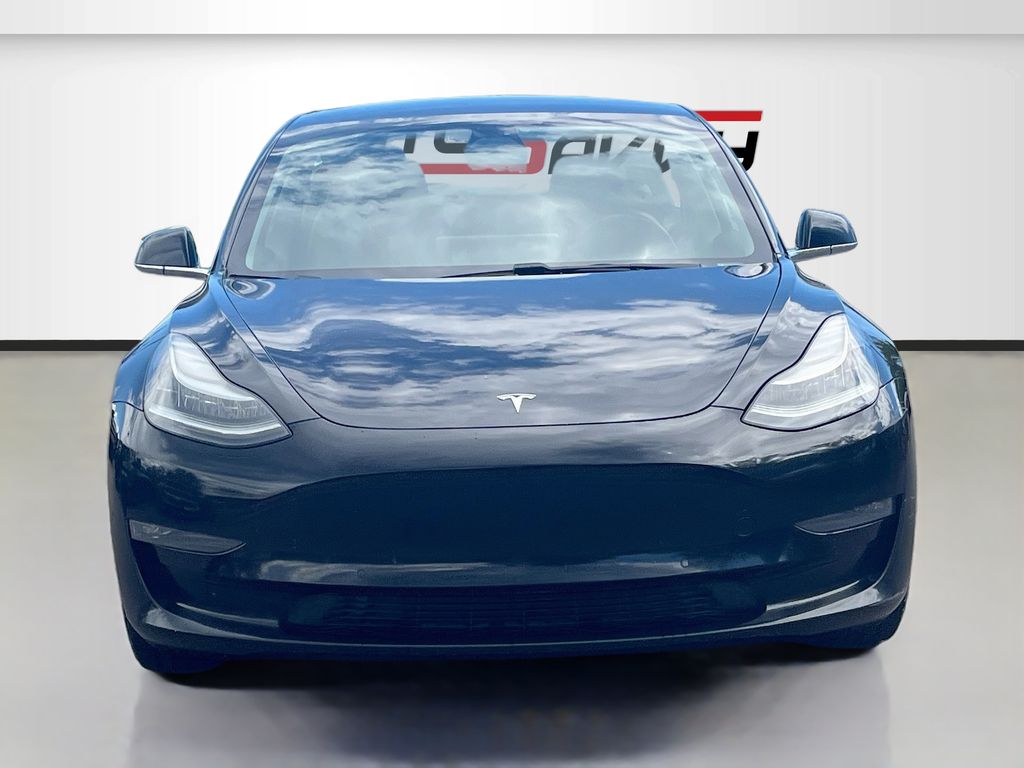 Used 2019 Black Tesla Standard Range Plus image 2