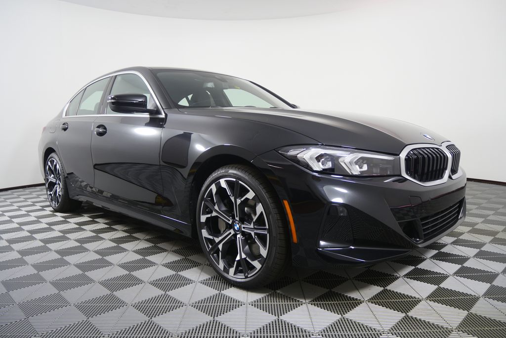 Thumbnail: 2026 BMW 3 Series - 2