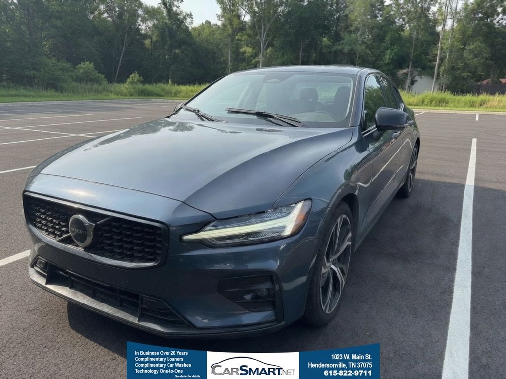 Denim Blue Metallic 2024 Volvo S60 Sedan Front-Wheel Drive Automatic