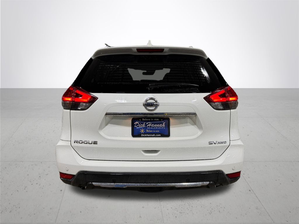 2020 Nissan Rogue SV