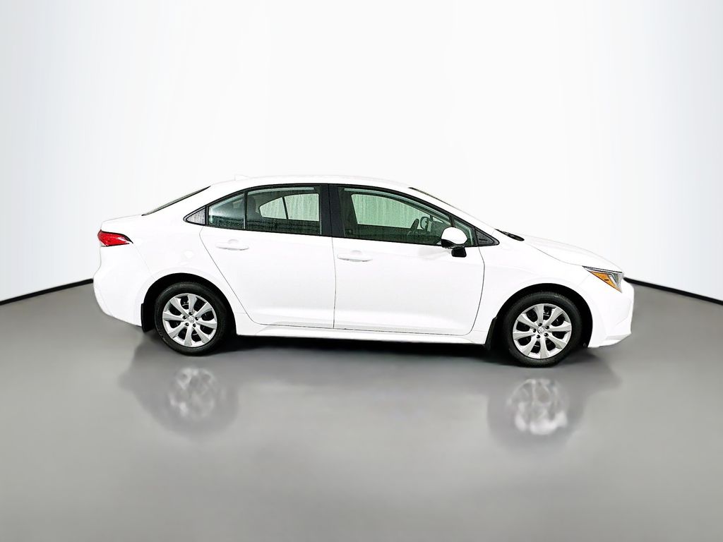 Thumbnail: 2025 Toyota Corolla - 4