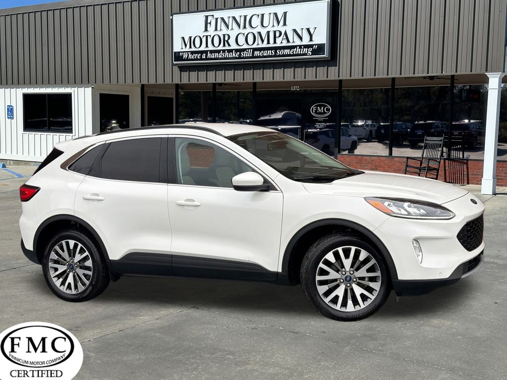 2022 Ford Escape Titanium AWD