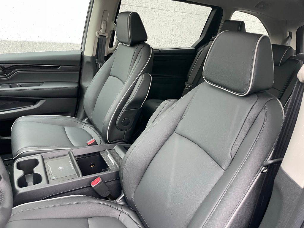 Thumbnail: 2026 Honda Odyssey - 26