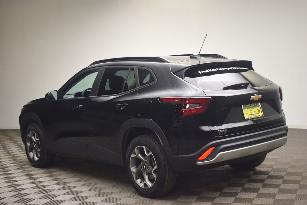 used 2025 Chevrolet Trax car, priced at $21,500